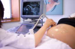 risques pendant le processus d’amniocentèse